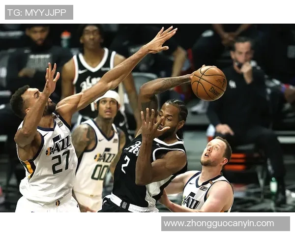 灰熊大胜骑士,杰克逊发挥出色:年轻力量震撼全场 灰熊大胜骑士,杰克逊发挥出色:年轻力量震撼全场